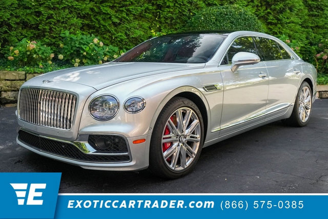 Used 2022 Bentley Flying Spur V8 image 1