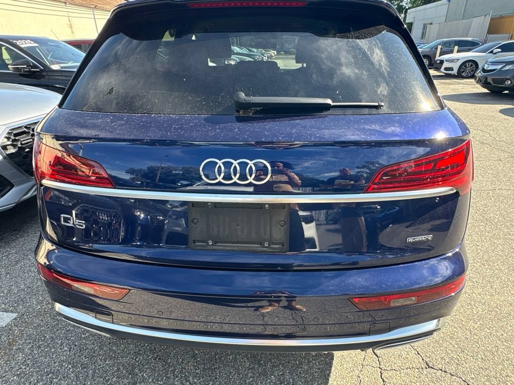 Used 2023 Audi Q5 2.0T Premium w/ Convenience Package AWD/4WD image 6