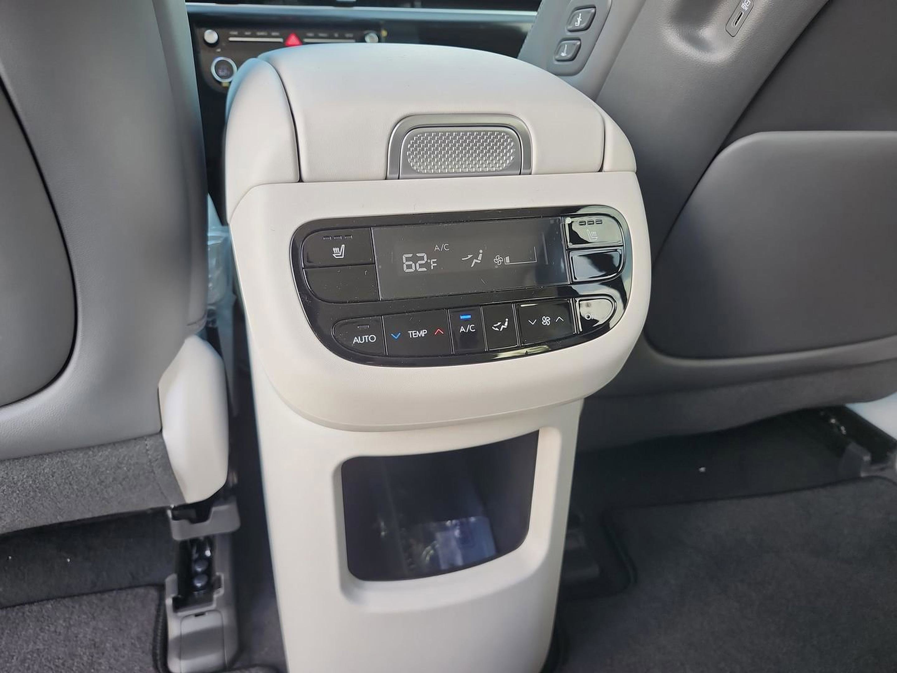 New 2026 Hyundai Ioniq 9 SEL image 22