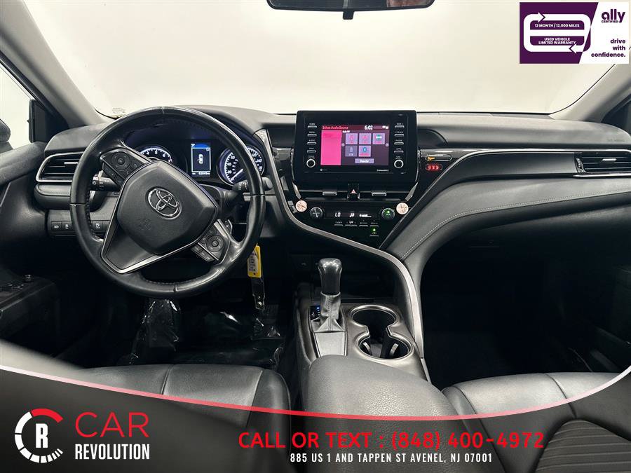Used 2021 Toyota Camry SE FWD image 34