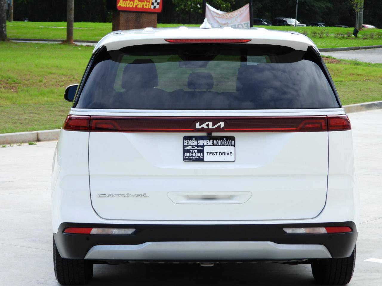 Used 2022 Kia Carnival LX FWD image 25