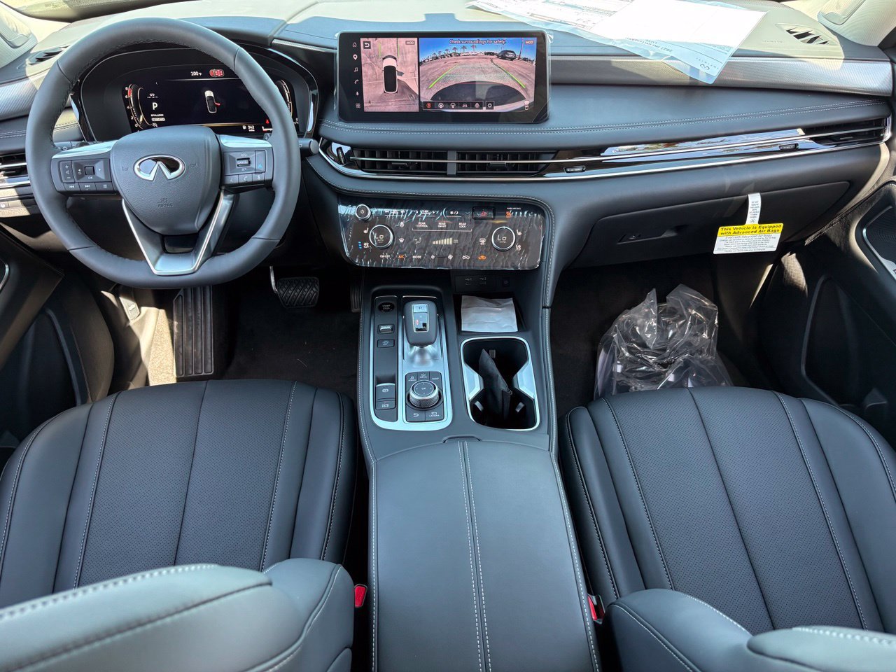 New 2027 INFINITI QX60 Luxe FWD image 16