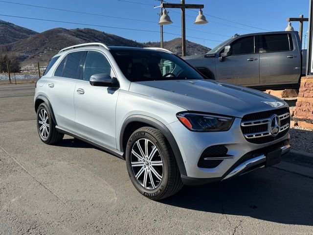 Used 2025 Mercedes-Benz GLE 450 4MATIC image 4