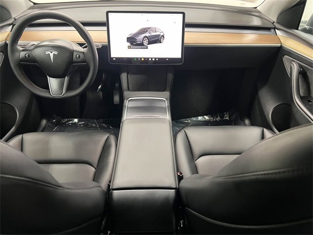 Used 2023 Tesla Model Y Long Range image 14