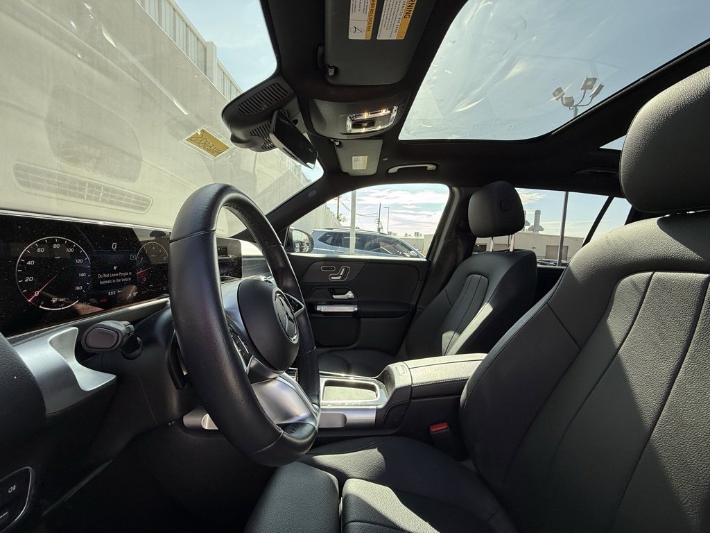 Used 2024 Mercedes-Benz GLB 250 image 5