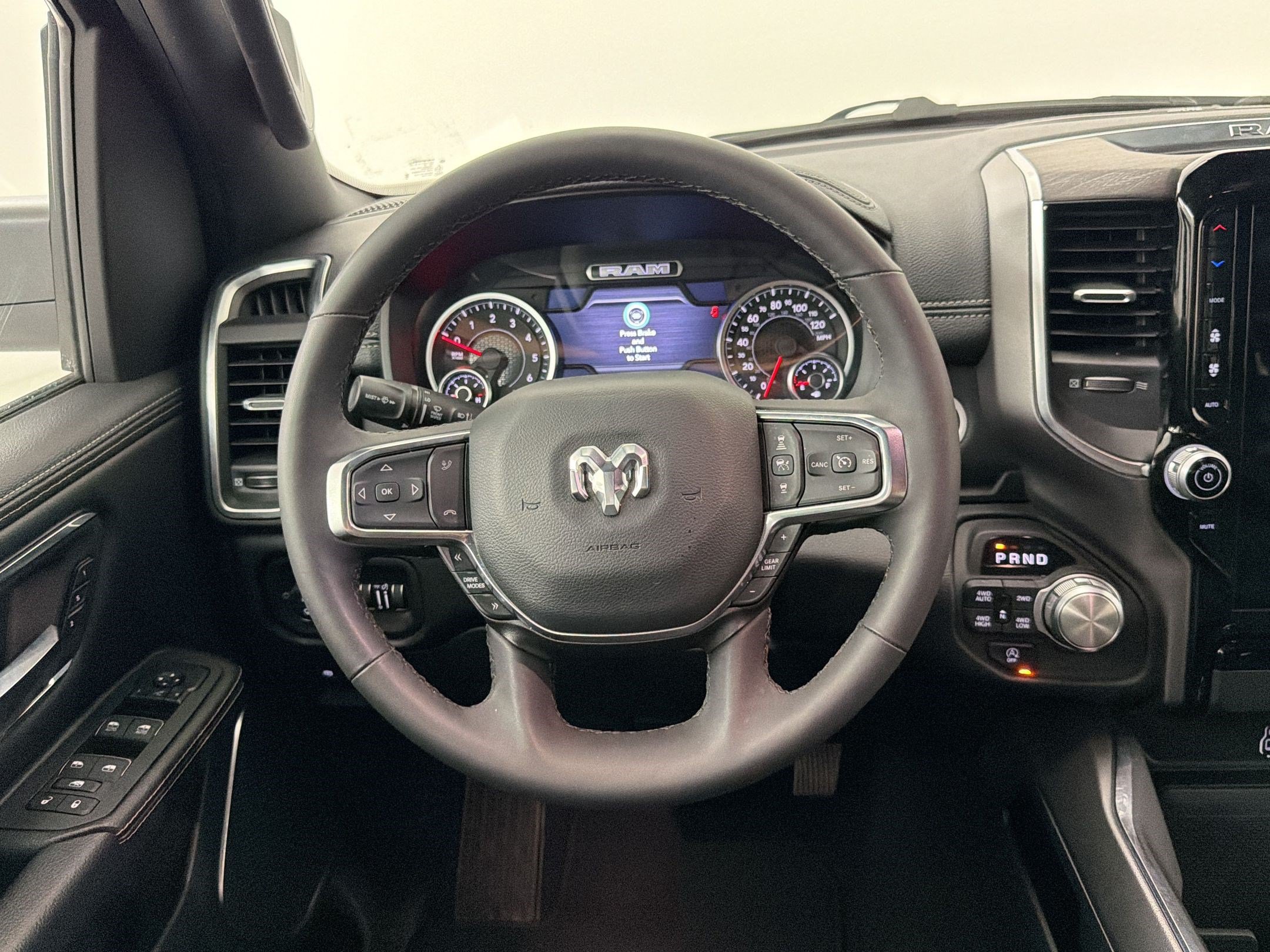 Used 2026 RAM 1500 Laramie AWD/4WD image 28