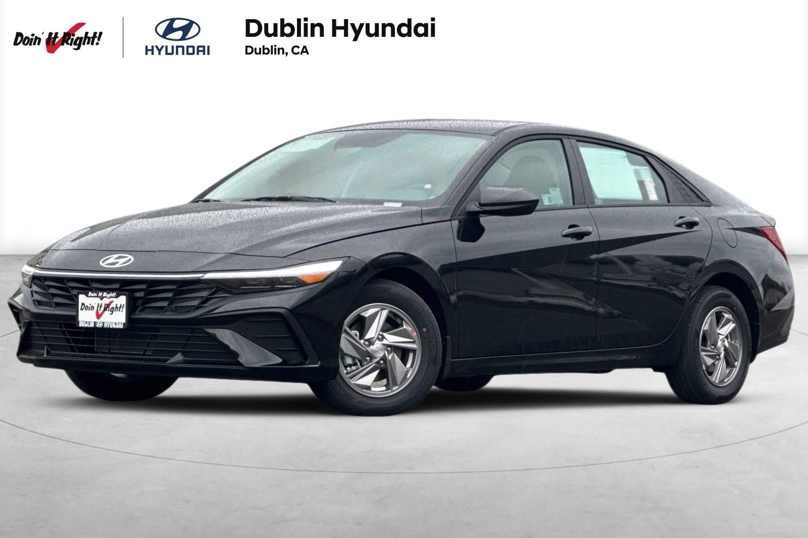 Used 2025 Hyundai Elantra SE