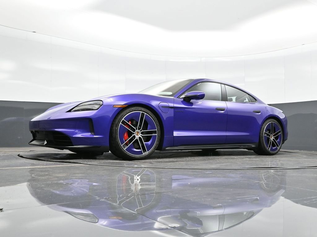 New 2026 Porsche Taycan GTS image 34