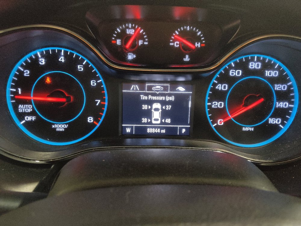 Used 2018 Chevrolet Cruze LS FWD image 23