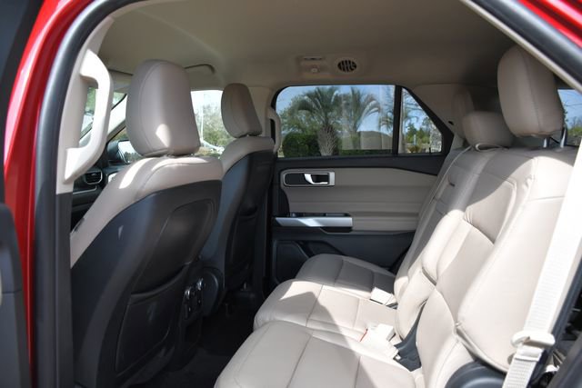 Used 2020 Ford Explorer XLT w/ Equipment Group 202A image 22
