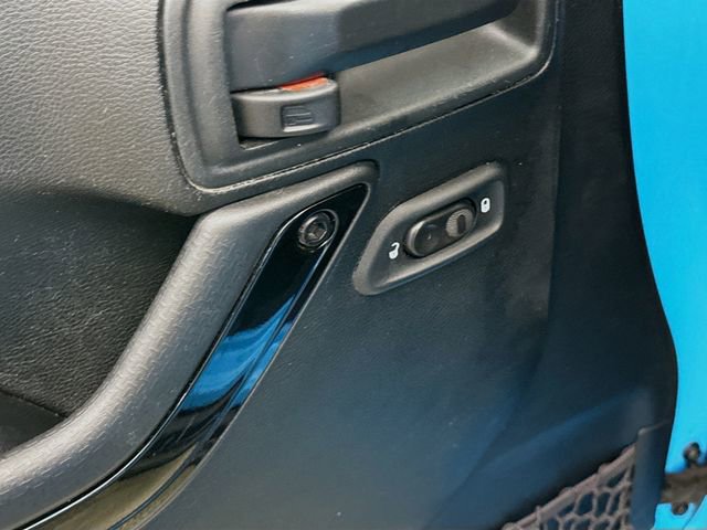 Used 2017 Jeep Wrangler Sahara image 19