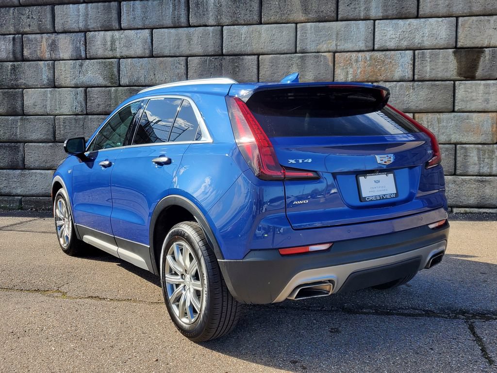 Certified 2023 Cadillac XT4 Premium Luxury w/ Cold Weather Package AWD/4WD image 3