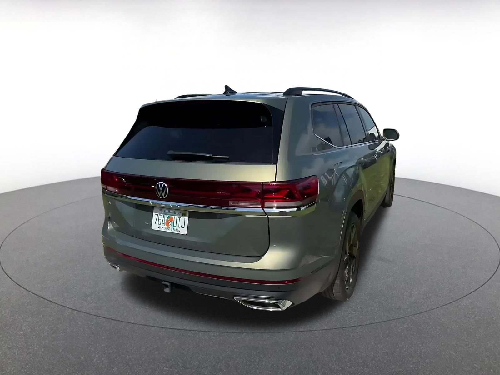 Used 2026 Volkswagen Atlas SE FWD image 14