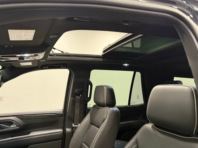 Used 2023 GMC Yukon SLT image 34