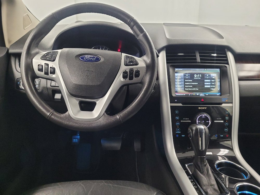 Used 2014 Ford Edge Limited w/ Equipment Group 301A FWD image 22