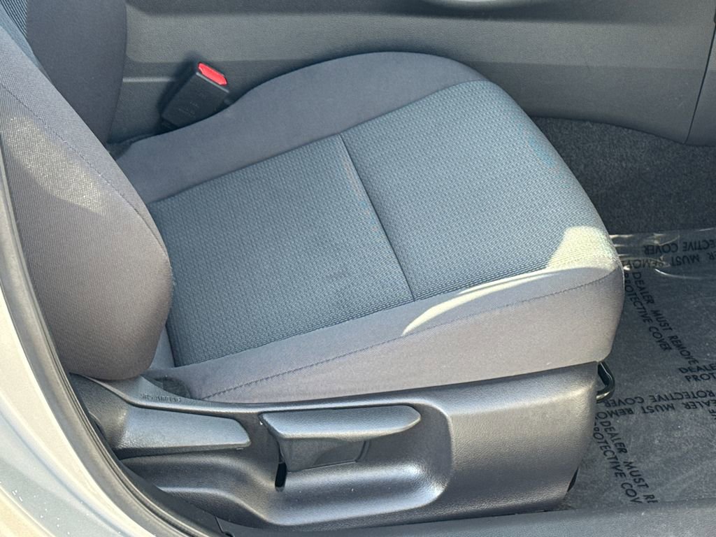 Used 2024 Toyota Prius LE image 11