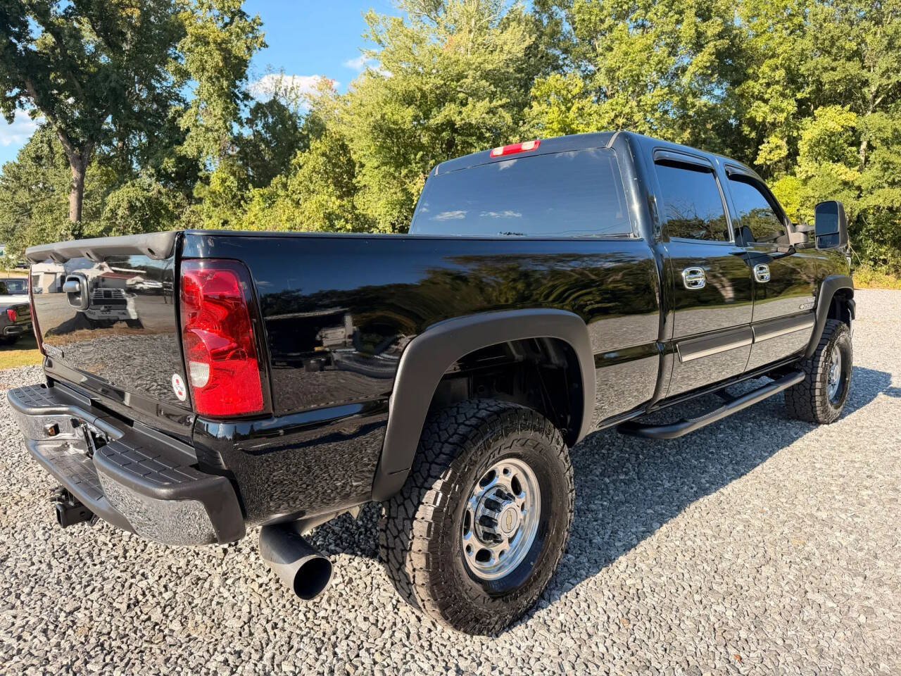 Used 2007 Chevrolet Silverado 2500 LT w/ Heavy-Duty Power Package AWD/4WD image 7