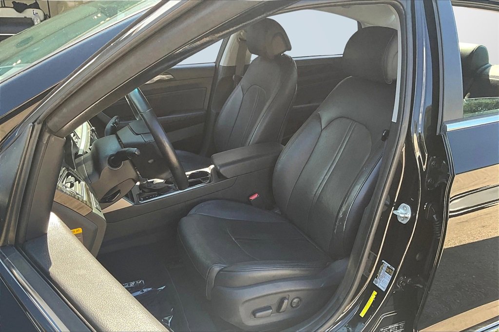 Used 2016 Hyundai Sonata Limited w/ Cargo Package image 21