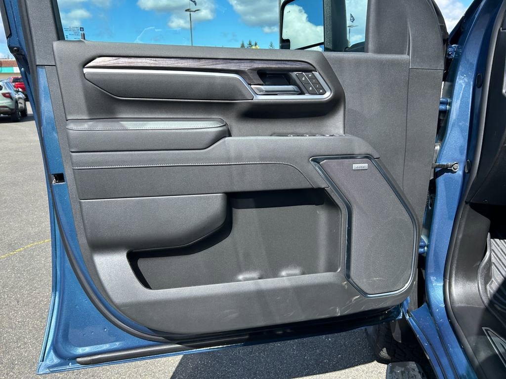 New 2026 Chevrolet Silverado 2500 LTZ w/ LTZ Plus Package AWD/4WD image 21