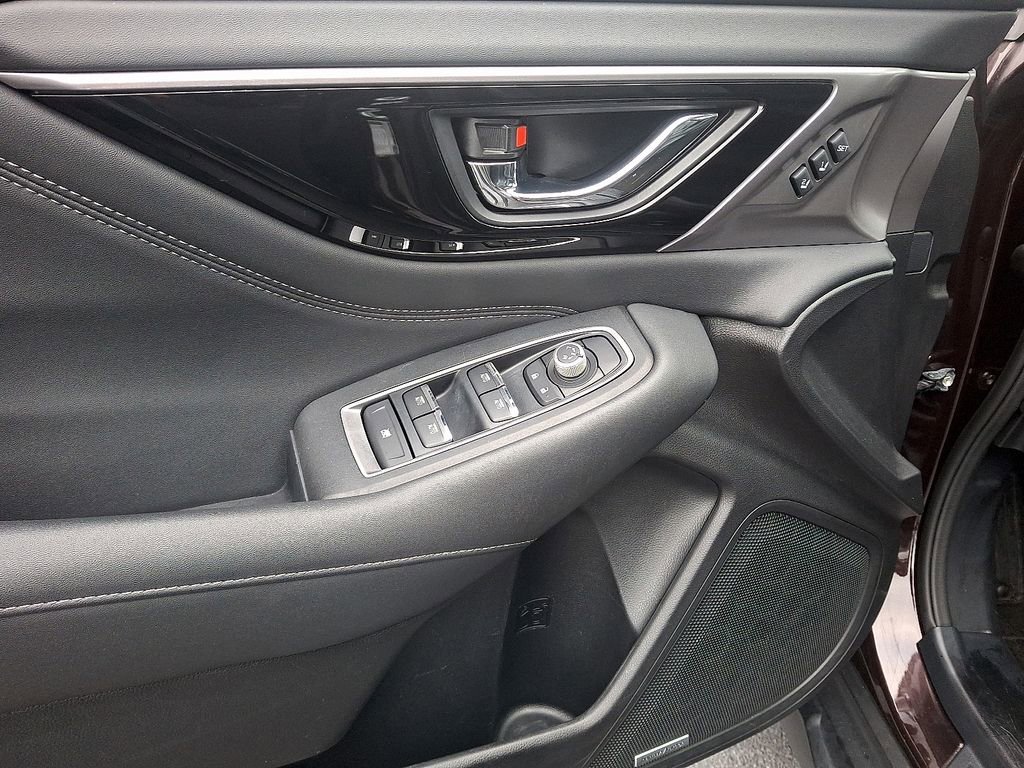 Used 2024 Subaru Outback Limited image 12