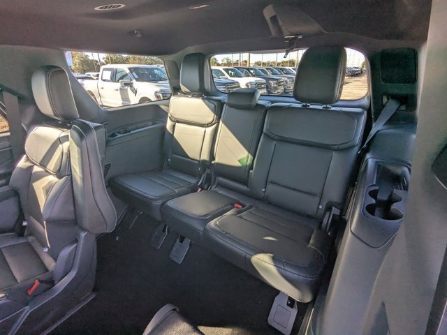 New 2026 Ford Expedition Platinum w/ Stealth Performance Package image 16