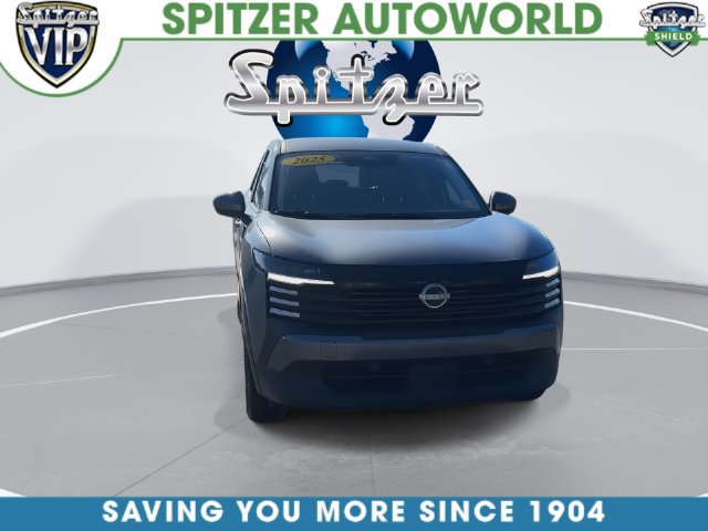 Used 2025 Nissan Kicks SV FWD image 3