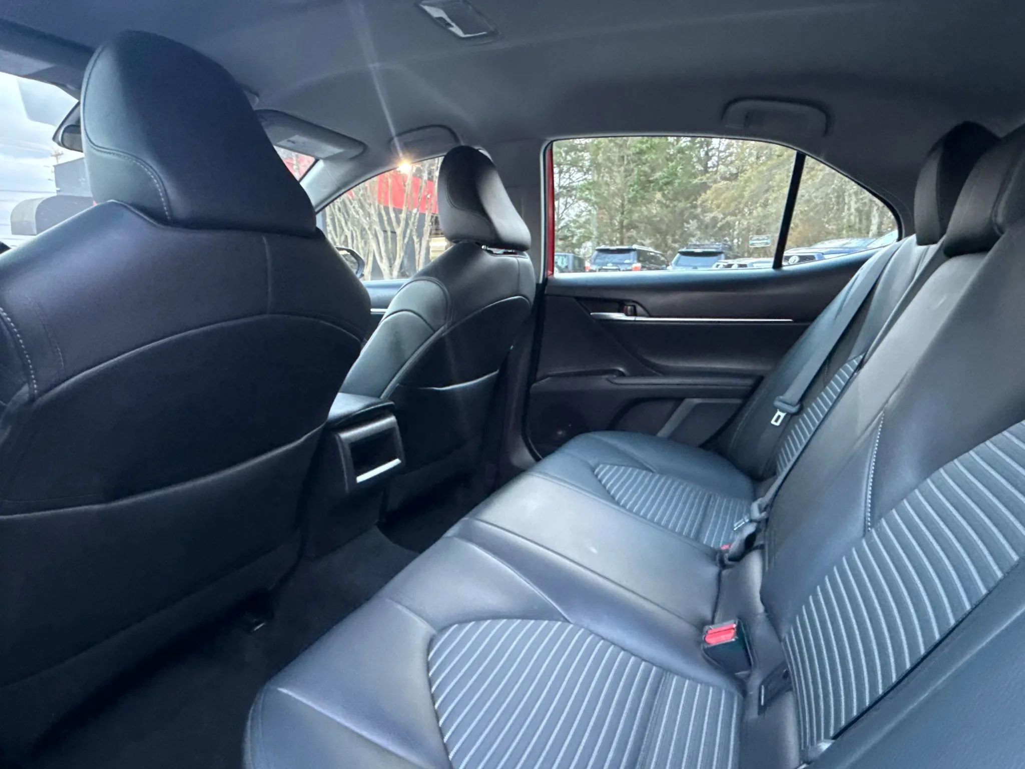 Used 2021 Toyota Camry SE image 21