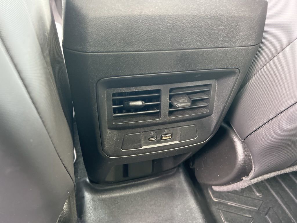 Used 2024 Chevrolet Colorado Z71 w/ Z71 Convenience Package 2 image 20