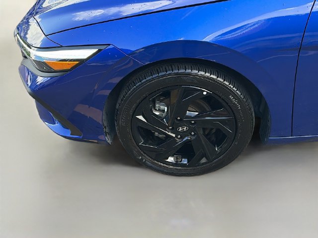 Certified 2026 Hyundai Elantra Sport FWD image 30