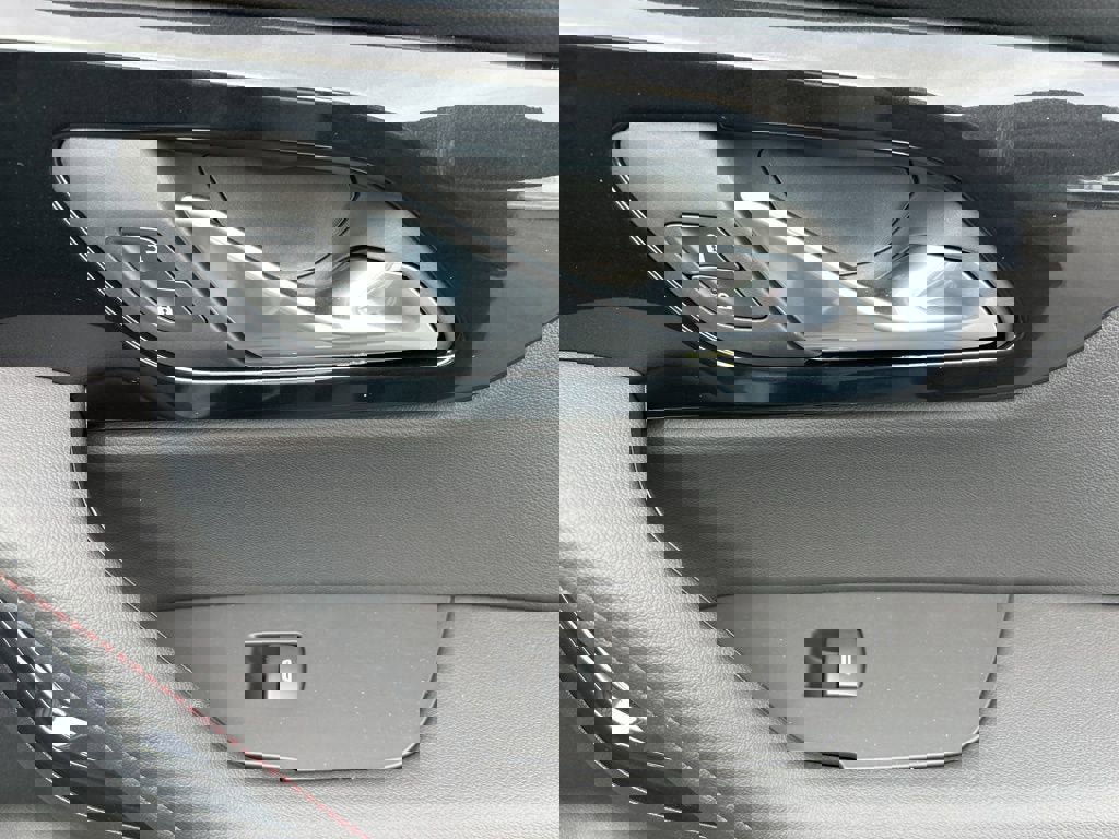 New 2025 Chevrolet Blazer RS w/ Driver Confidence II Package image 41