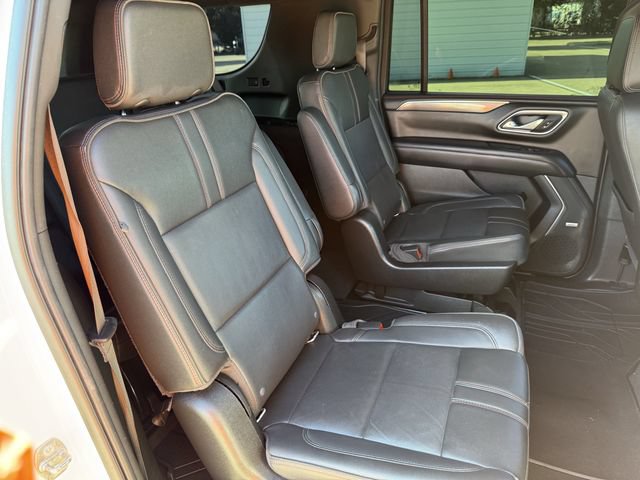 Used 2021 Chevrolet Suburban RST w/ Luxury Package RWD image 26