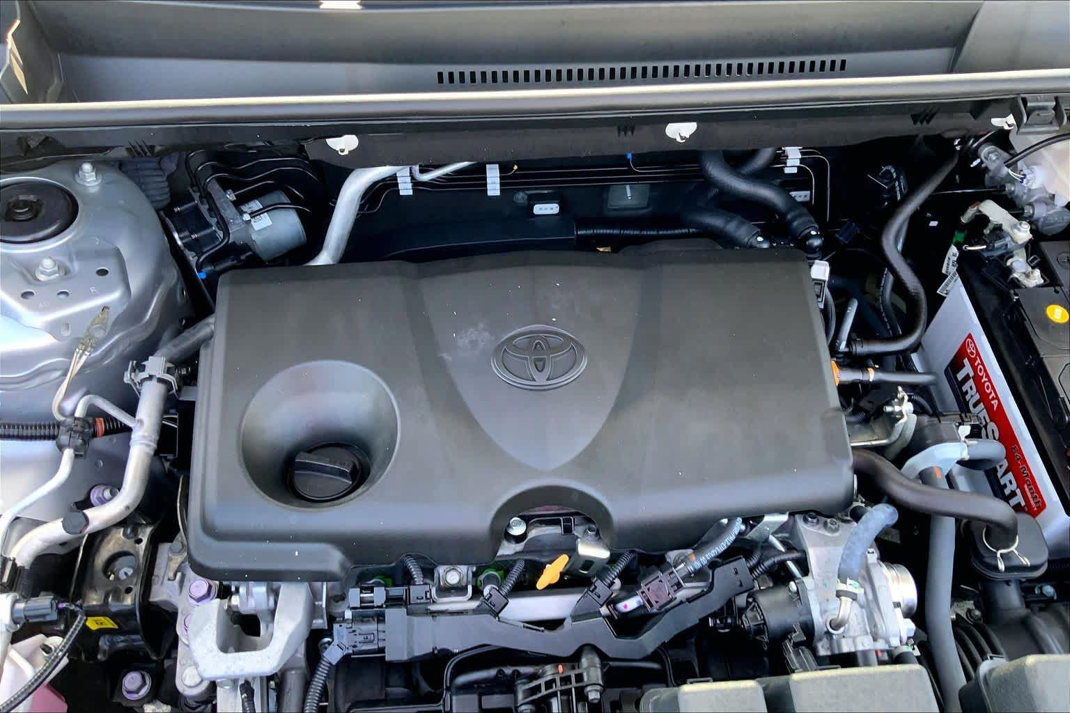 Used 2023 Toyota RAV4 XLE FWD image 59