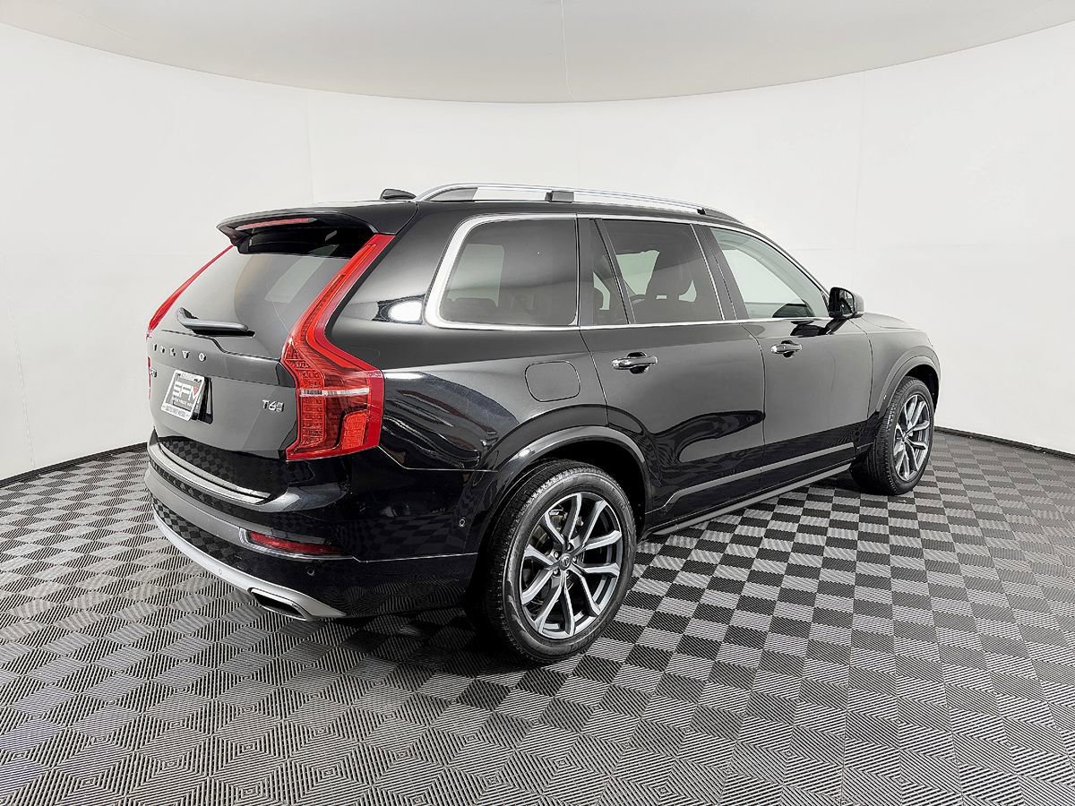 Used 2016 Volvo XC90 T6 Momentum w/ Momentum Plus Package AWD/4WD image 8
