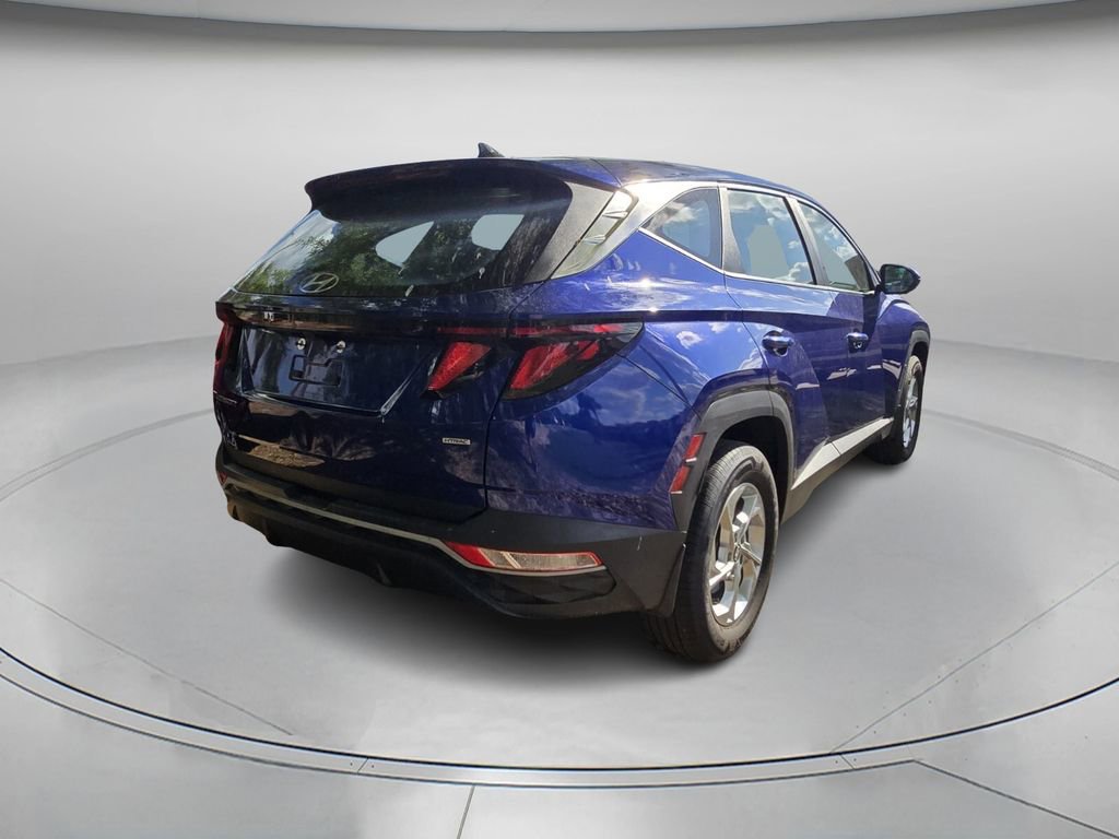 Used 2023 Hyundai Tucson SE image 6
