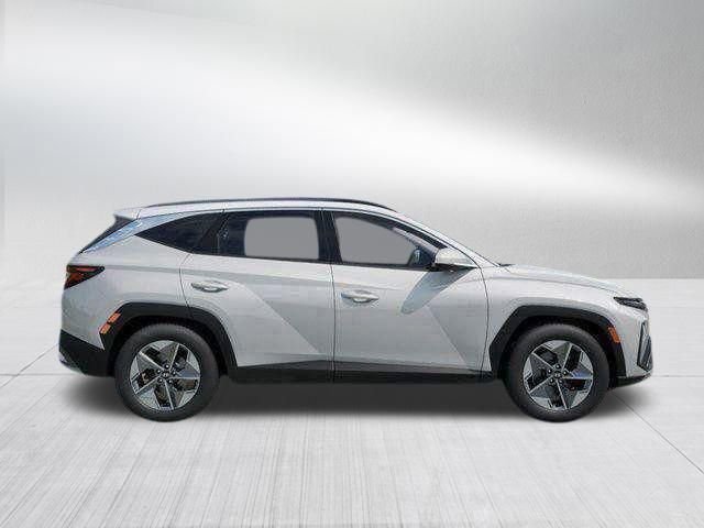 New 2026 Hyundai Tucson SEL FWD image 16