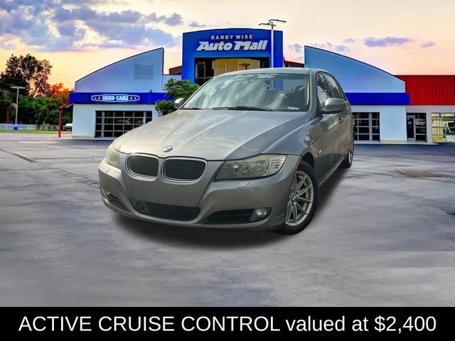 Used 2010 BMW 328i xDrive Sedan AWD/4WD image 2
