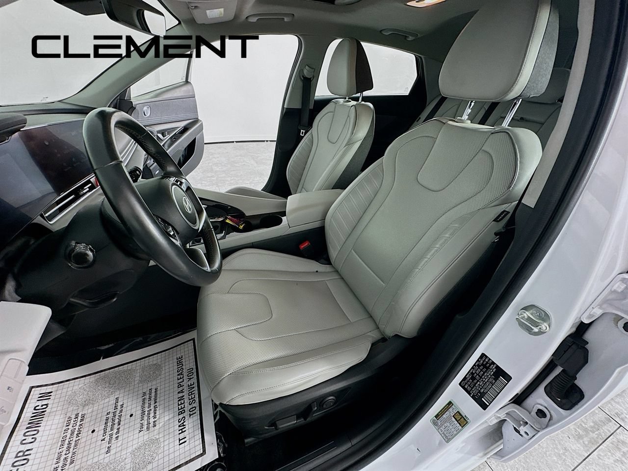Used 2024 Hyundai Elantra Limited FWD image 31