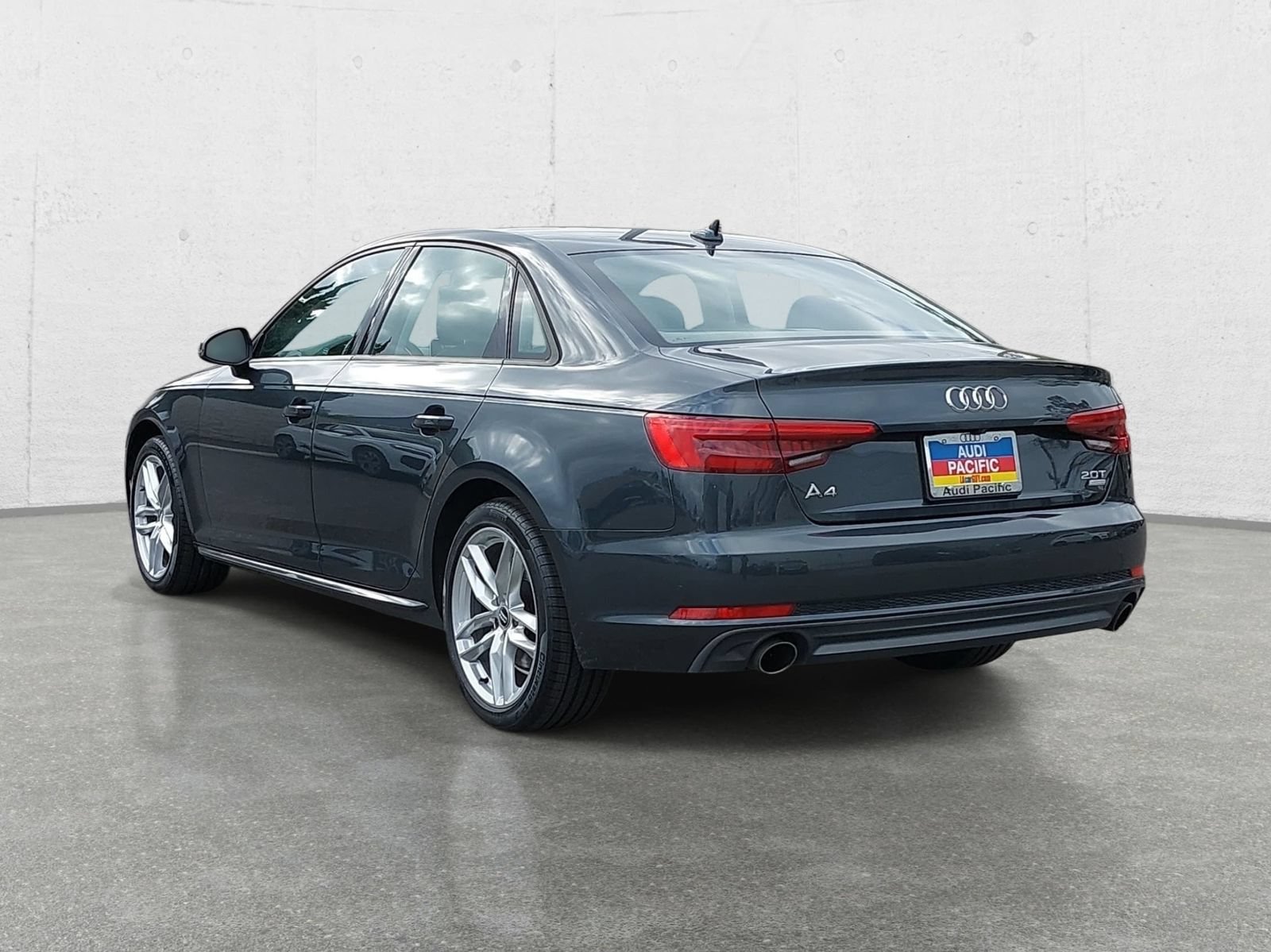 Used 2017 Audi A4 2.0T Ultra Premium w/ Convenience Package FWD image 7