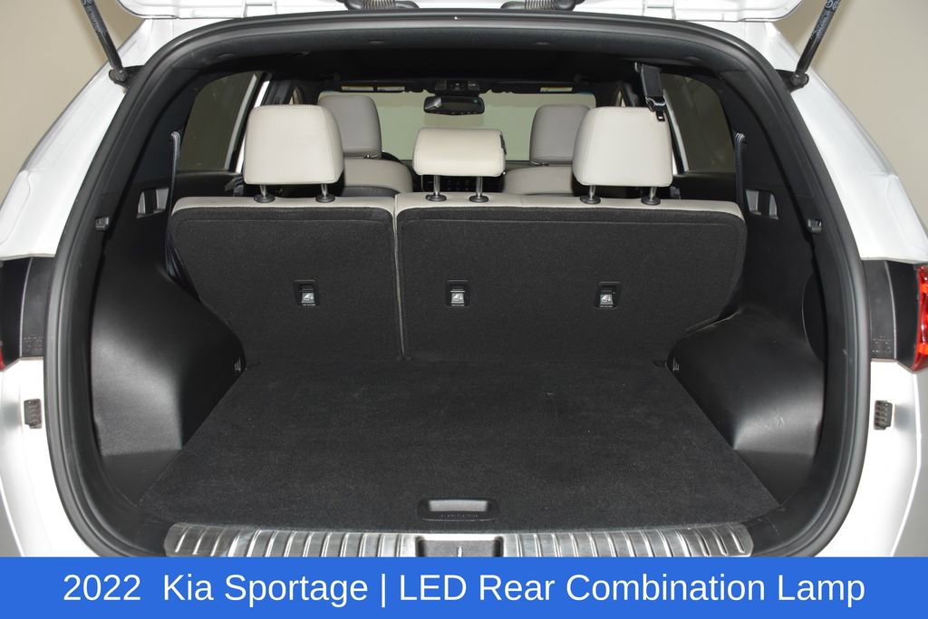 Used 2022 Kia Sportage Nightfall Edition w/ Nighfall AWD Premium Package image 31