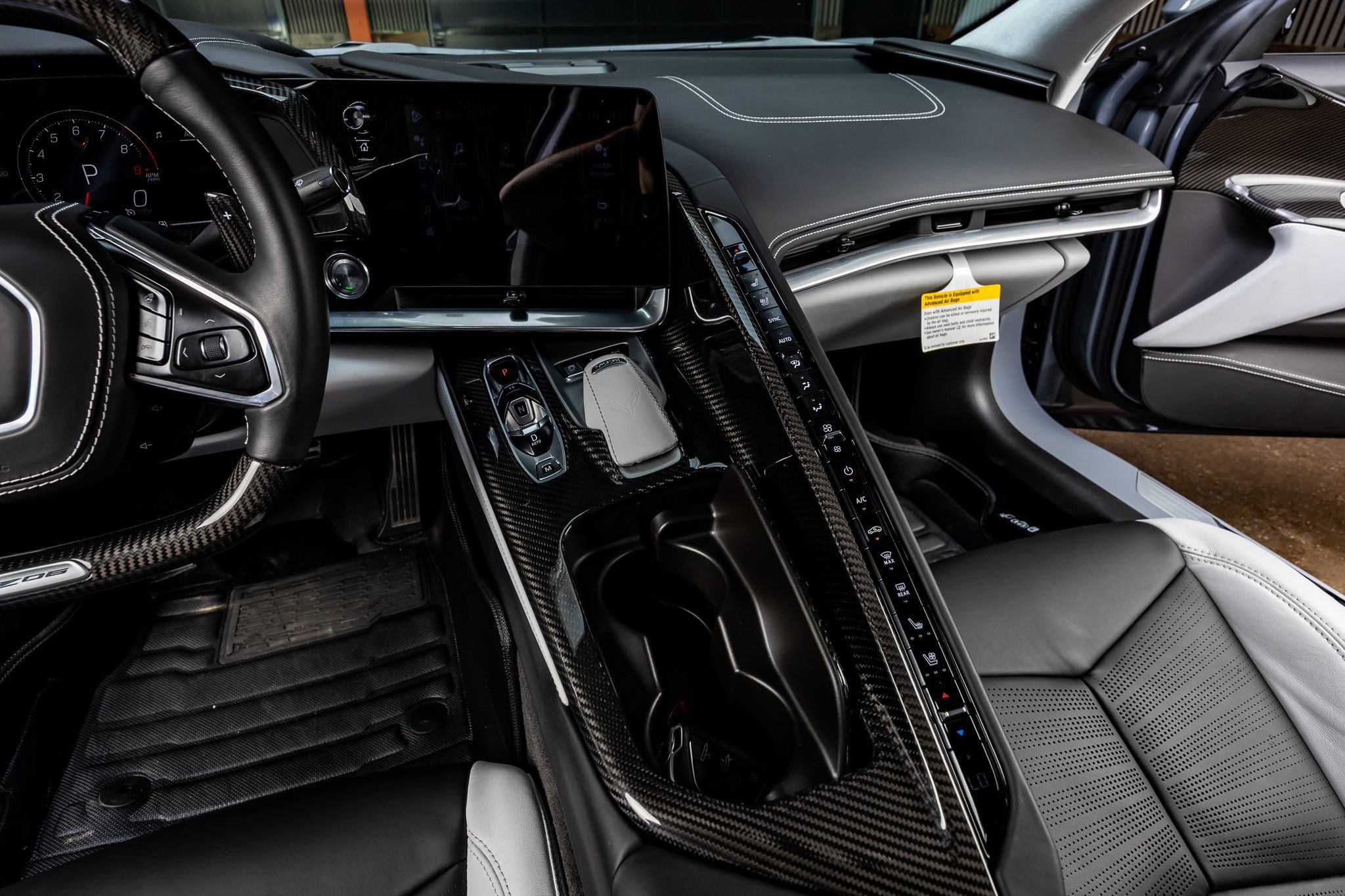 Used 2024 Chevrolet Corvette Z06 RWD image 27