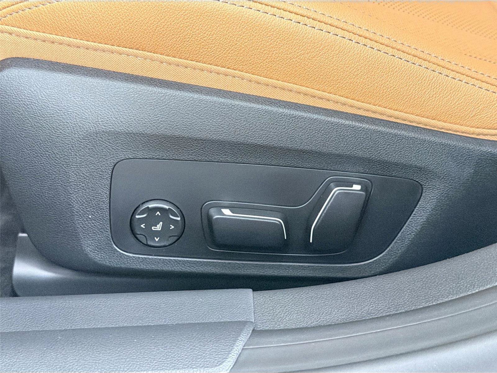 New 2026 BMW i4 xDrive40i AWD/4WD image 36