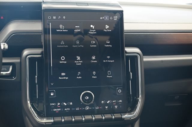 New 2026 GMC Yukon Denali w/ Denali Reserve Package AWD/4WD image 15