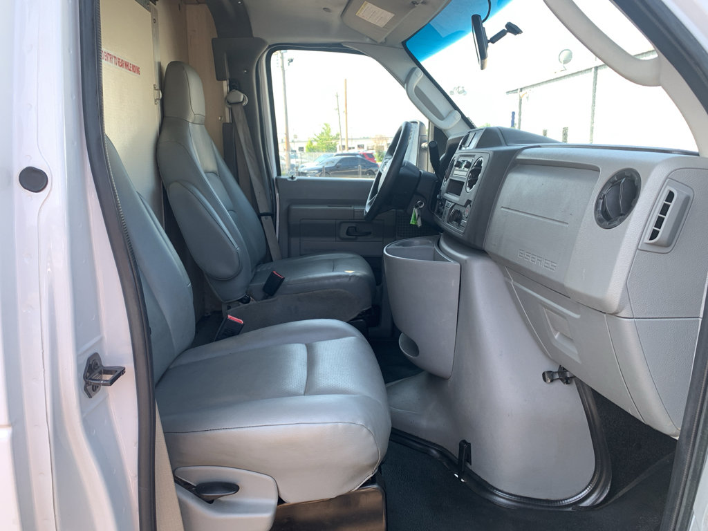 Used 2022 Ford E-350 and Econoline 350 Super Duty w/ Power Windows & Locks Group RWD image 34