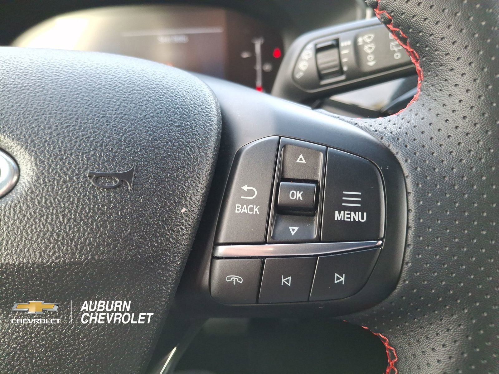 Used 2025 Ford Escape ST-Line AWD/4WD image 14