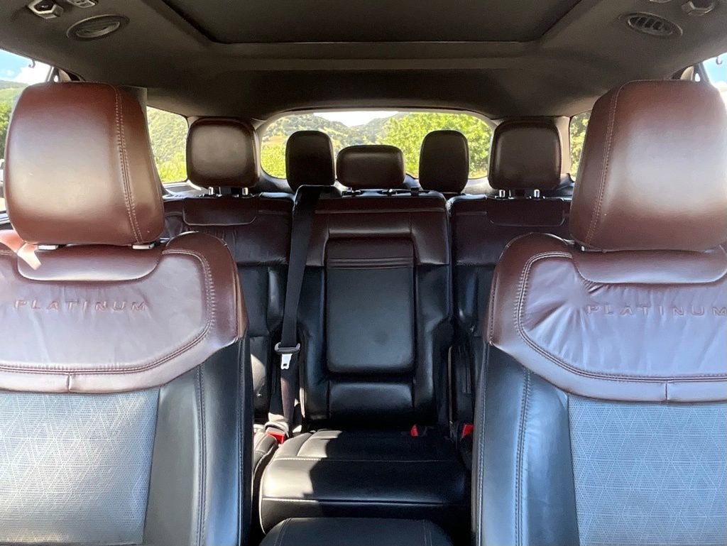 Used 2021 Ford Explorer Platinum w/ Equipment Group 601A image 39
