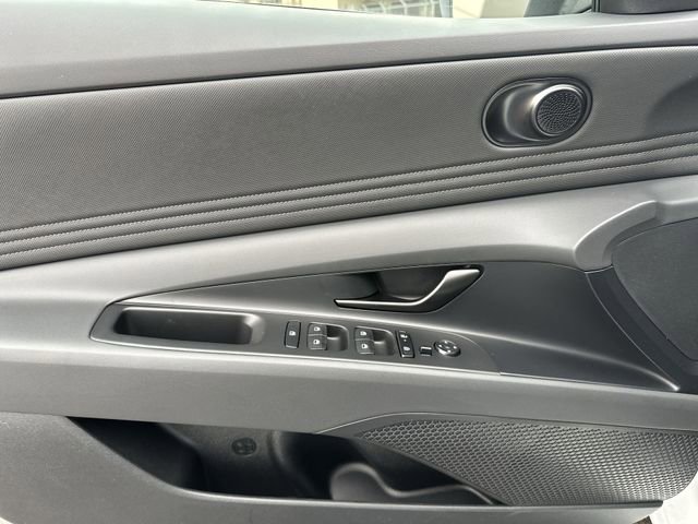 New 2026 Hyundai Elantra Sport image 35