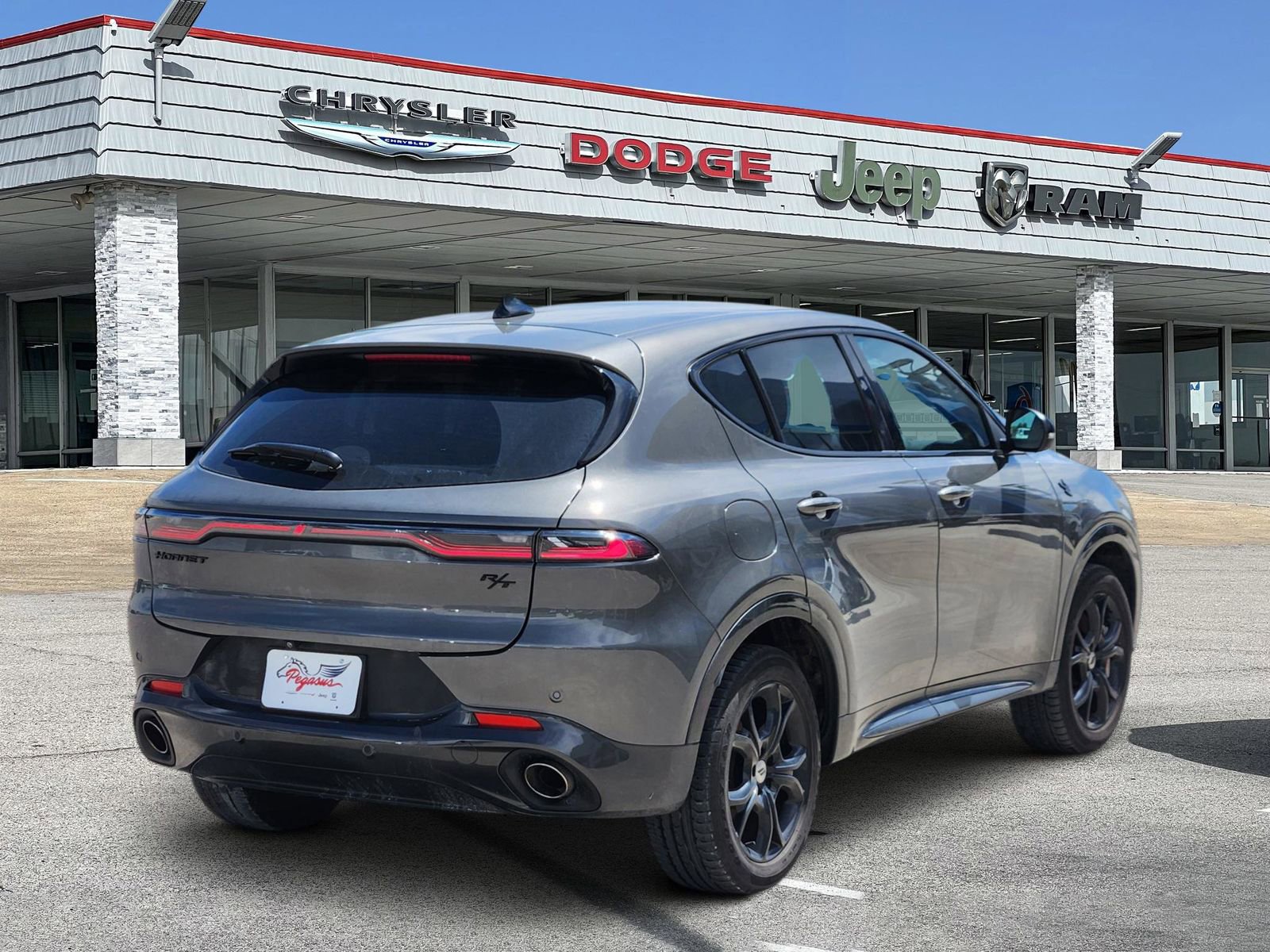 Used 2024 Dodge Hornet R/T w/ R/T Blacktop Package image 4