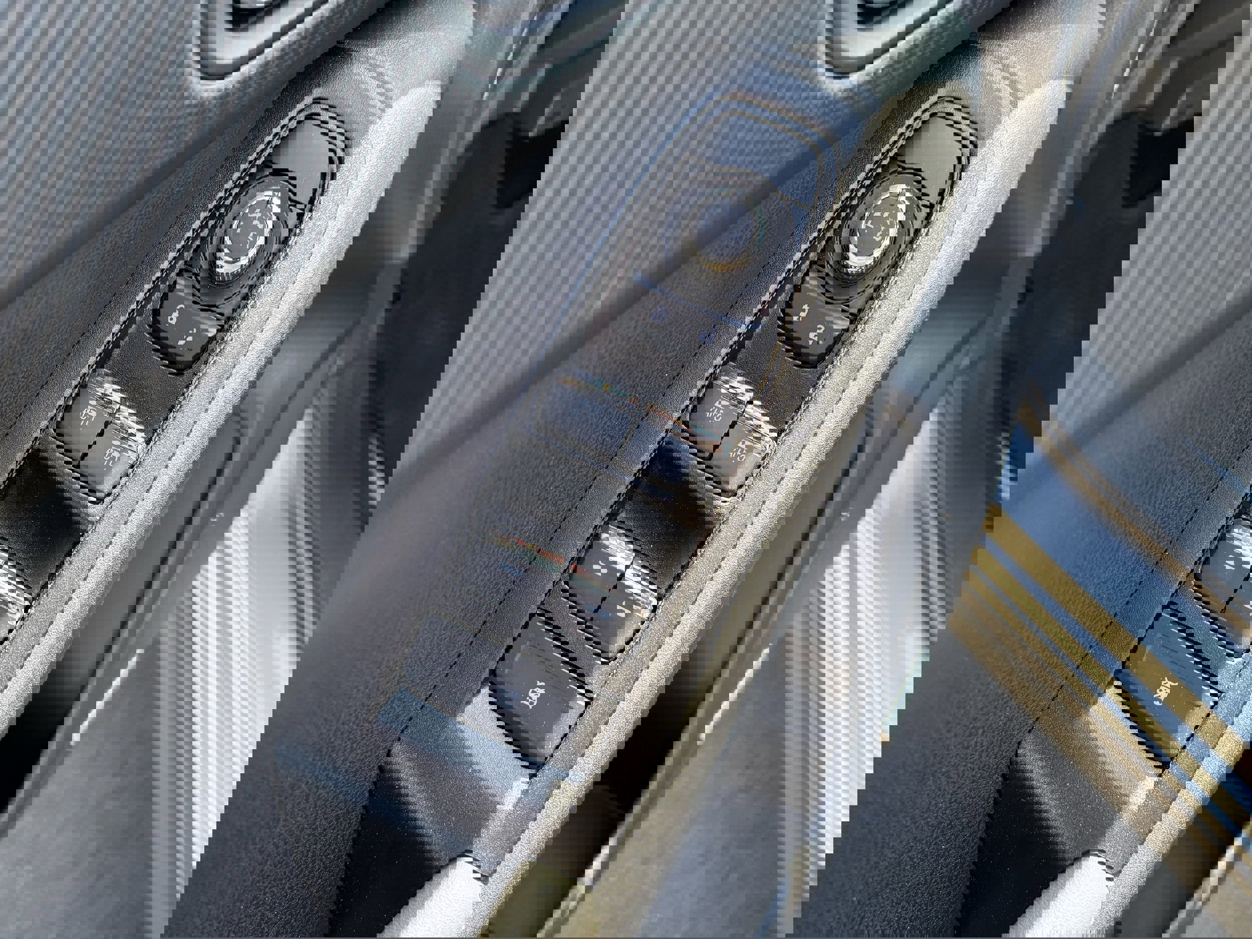 Certified 2025 Subaru Crosstrek 2.5i Limited w/ Popular Package #3A AWD/4WD image 26