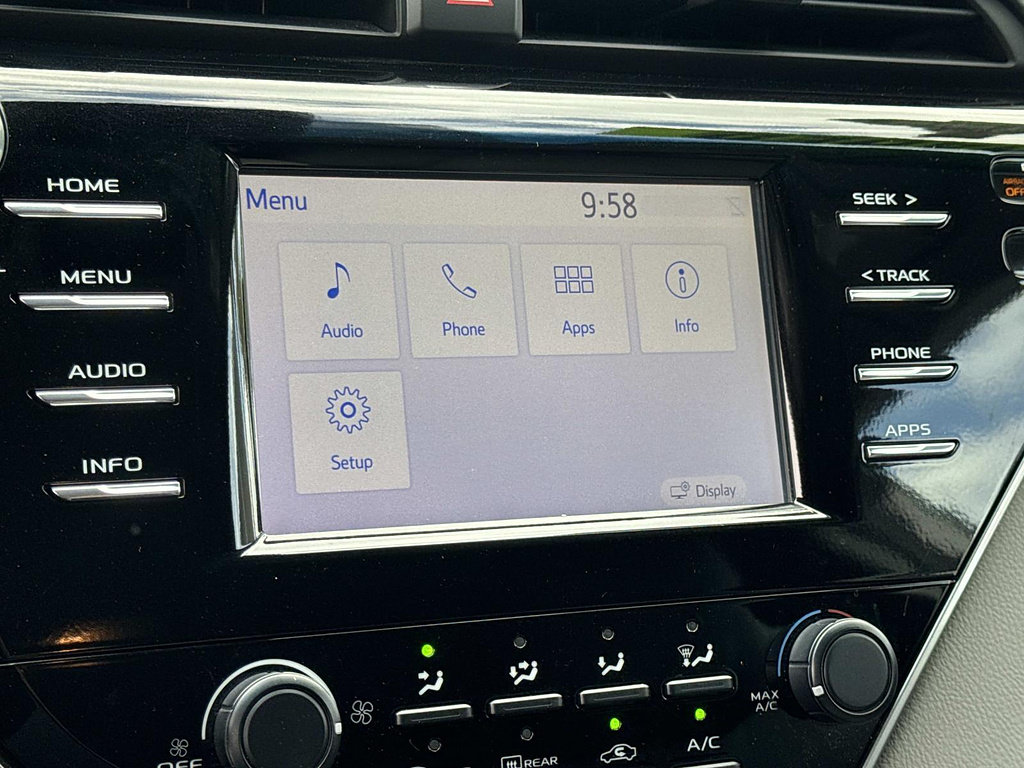Used 2018 Toyota Camry LE FWD image 7
