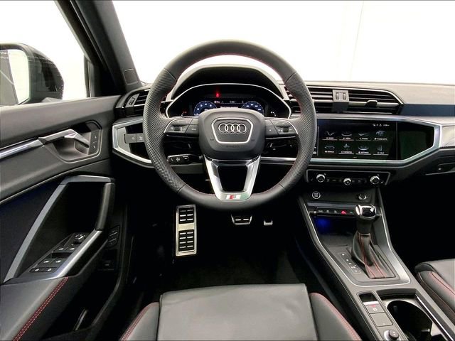 Certified 2025 Audi Q3 2.0T Premium Plus w/ Premium Plus Package image 5